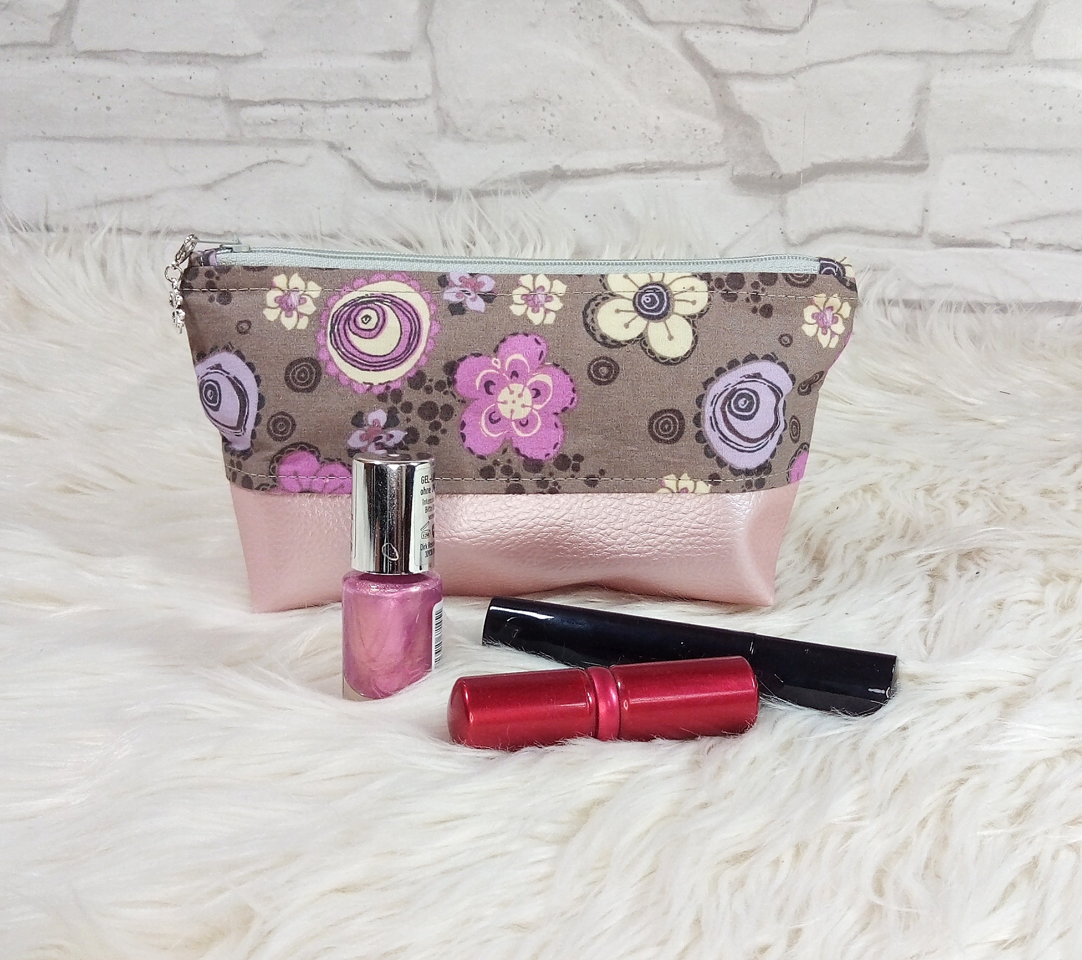 kleine Kosmetiktasche Blumen