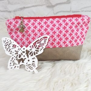 kleine Kosmetiktasche Kreuze