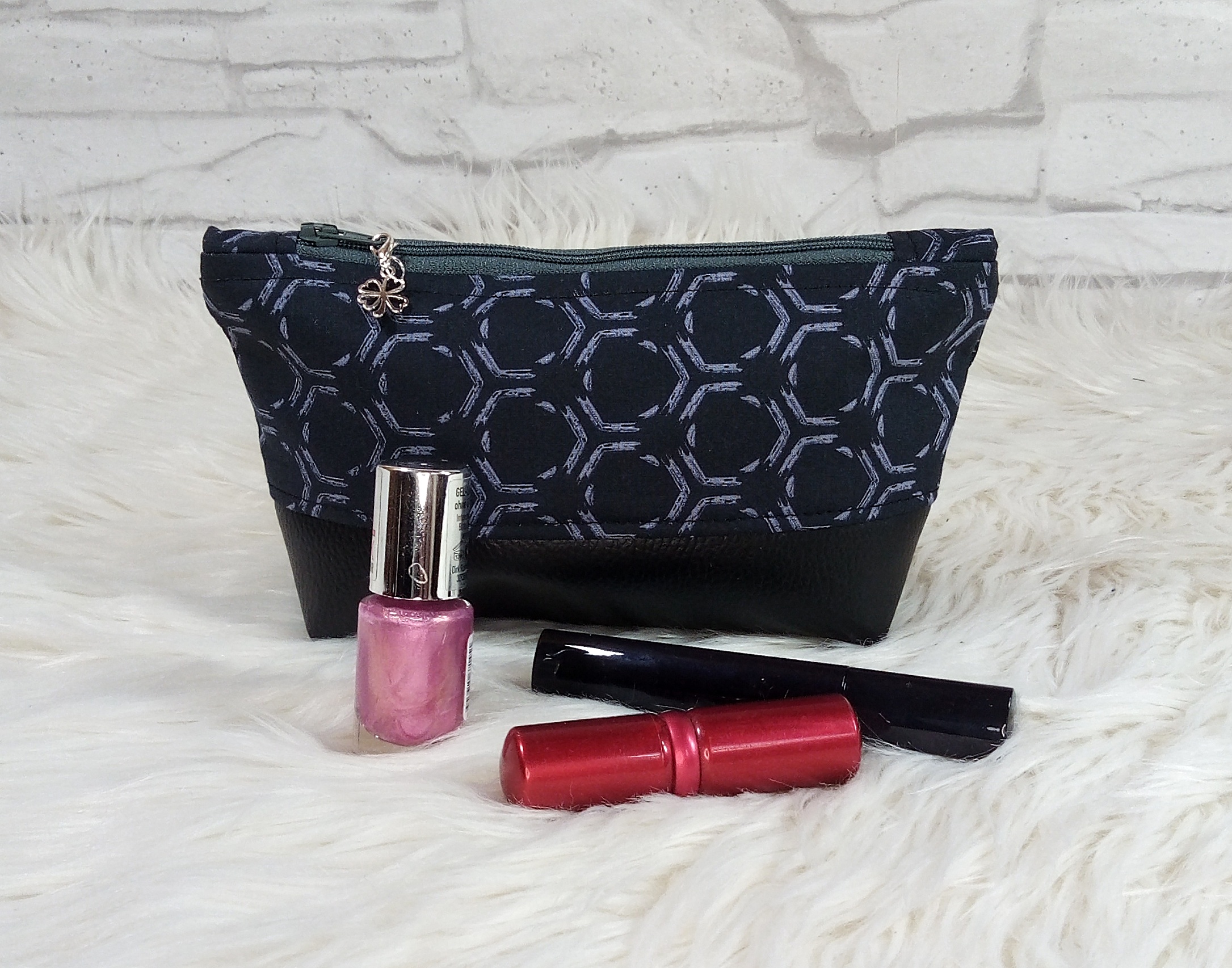 kleine Kosmetiktasche Kreise – Bild 2