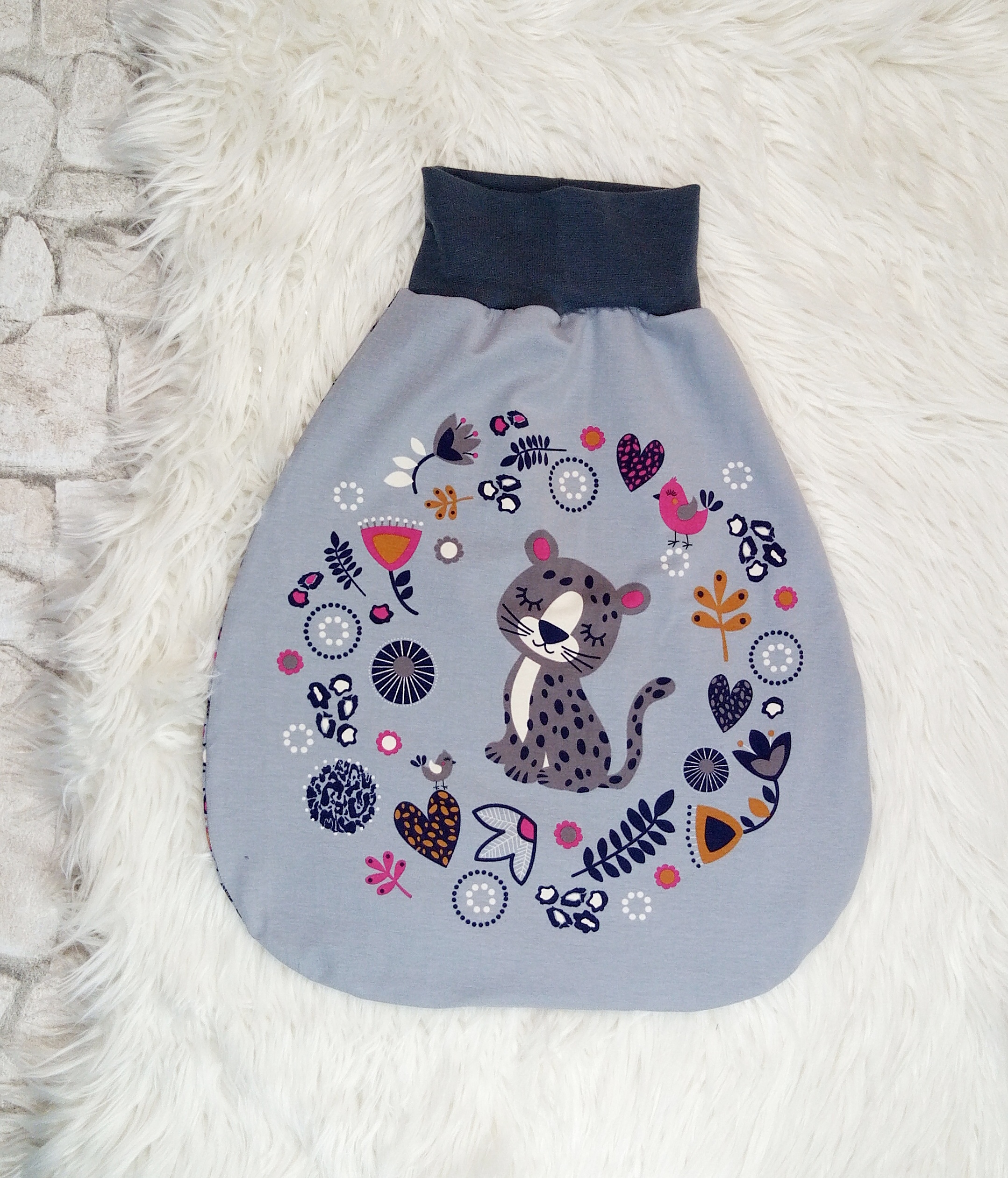 Pucksack Tiger Pink Grau – Bild 3