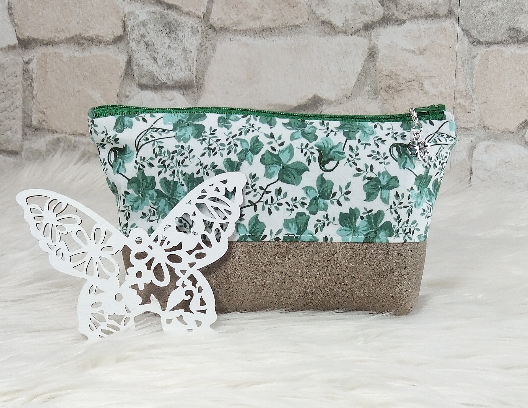 kleine Kosmetiktasche Blumen