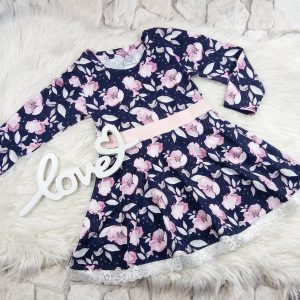Kleid Blumen Gr. 98