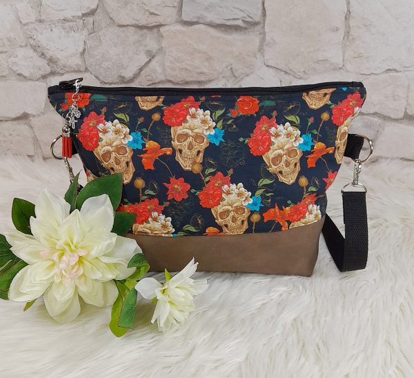 Kleine Handtasche Skulls